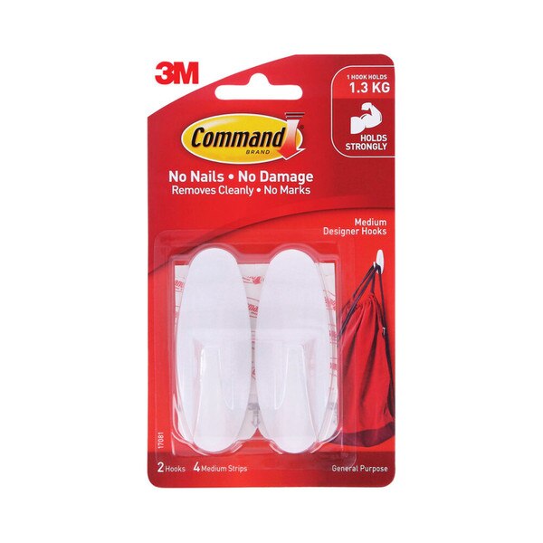 A two pack of medium command hooks.