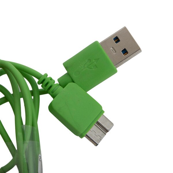 An additional view of the green cable with a USB plug-in.