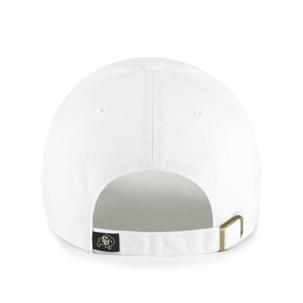 A white adjustable backing for the white hat.