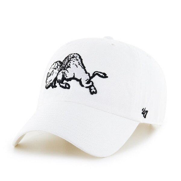 White hat with embroidered vintage running buffalo logo in black.