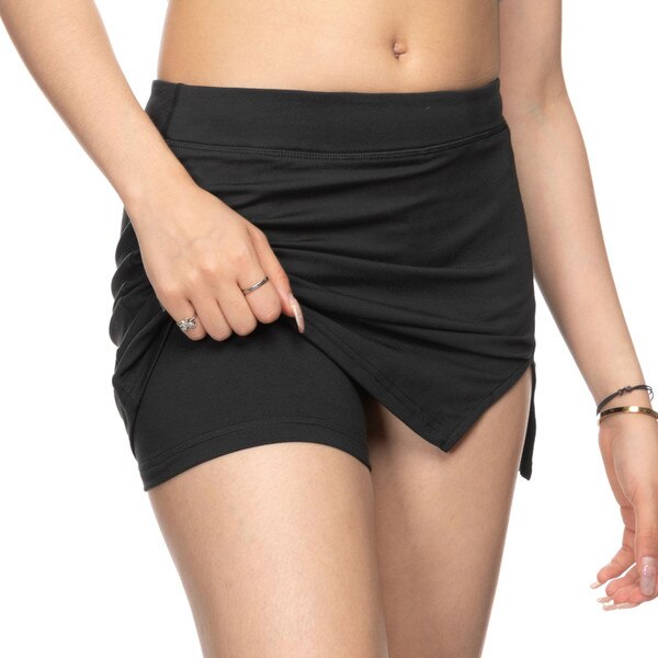 A photo showing the built-in shorts underneath the skirt.