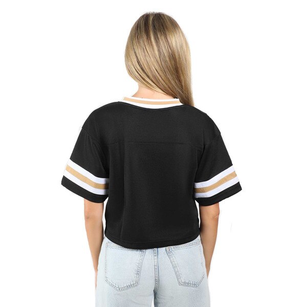 This is the back of the shirt, it is the same material as the front but has no additional decoration or symbols. The stripes on the collar and sleeves continue on the back.